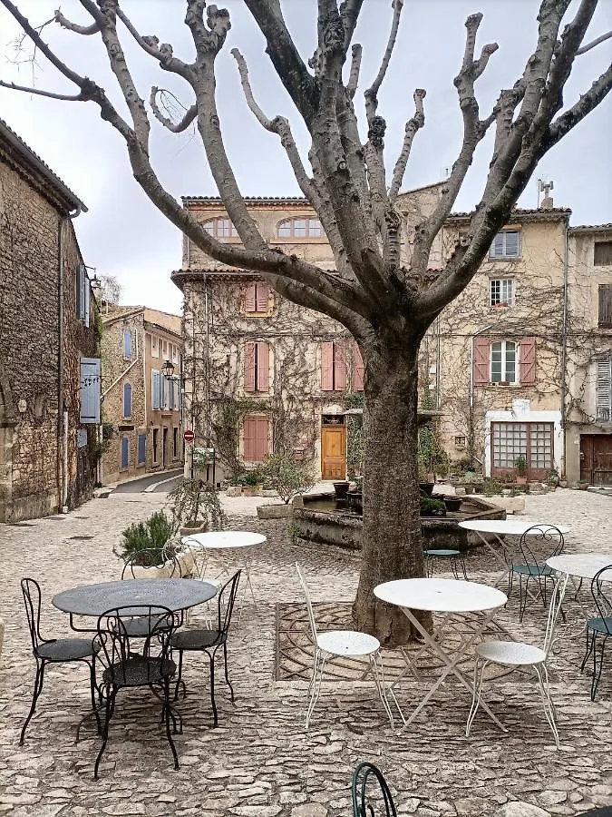 Entre Terre Et Ciel. Apartment Saignon