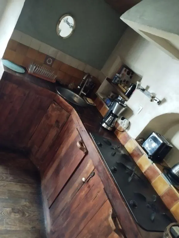 Entre Terre Et Ciel. Apartment Saignon France