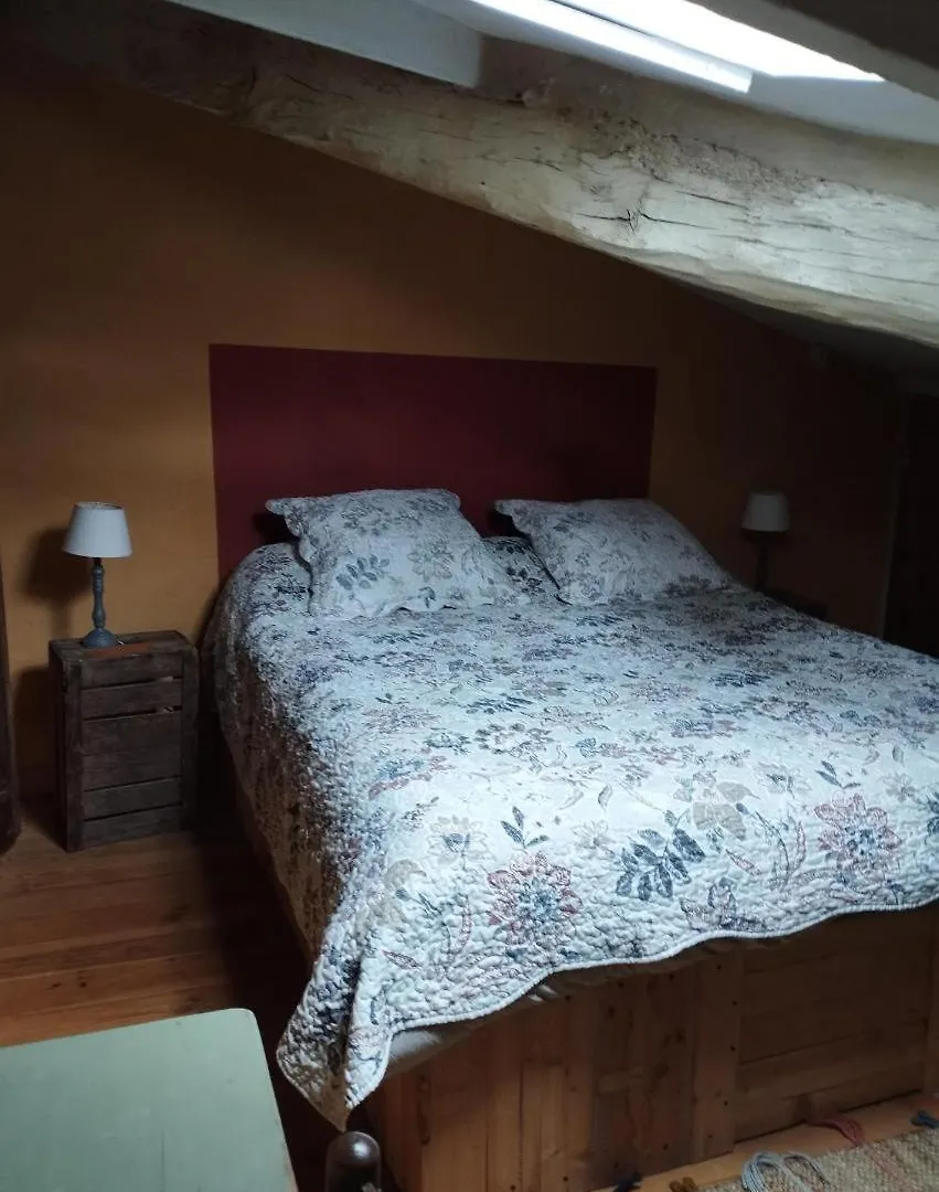 Entre Terre Et Ciel. Apartment Saignon