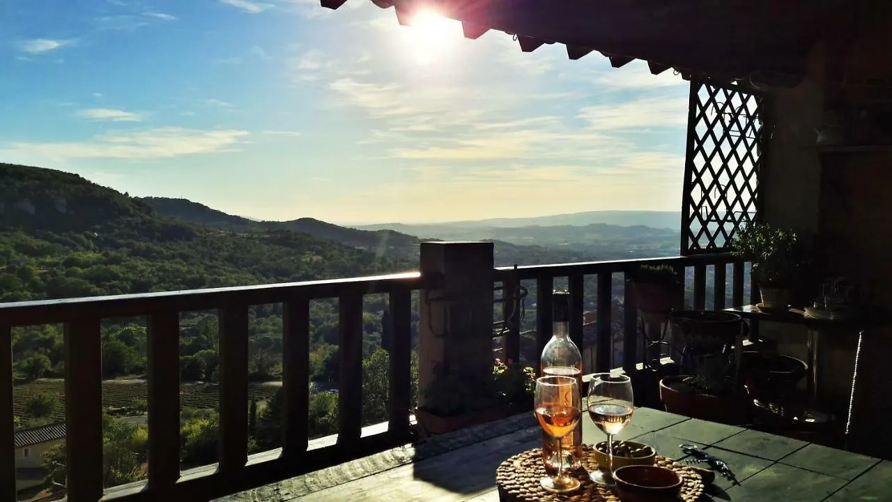 Entre Terre Et Ciel. Apartment Saignon 0*,  France